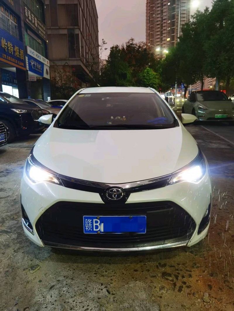 邯郸18年丰田雷凌1