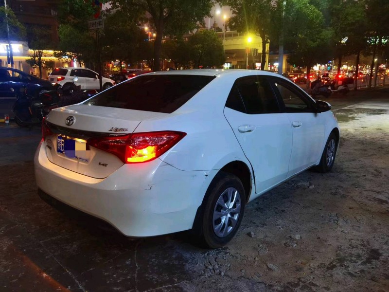 邯郸18年丰田雷凌5