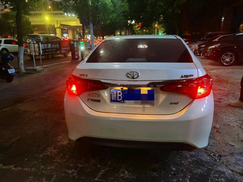 邯郸18年丰田雷凌9