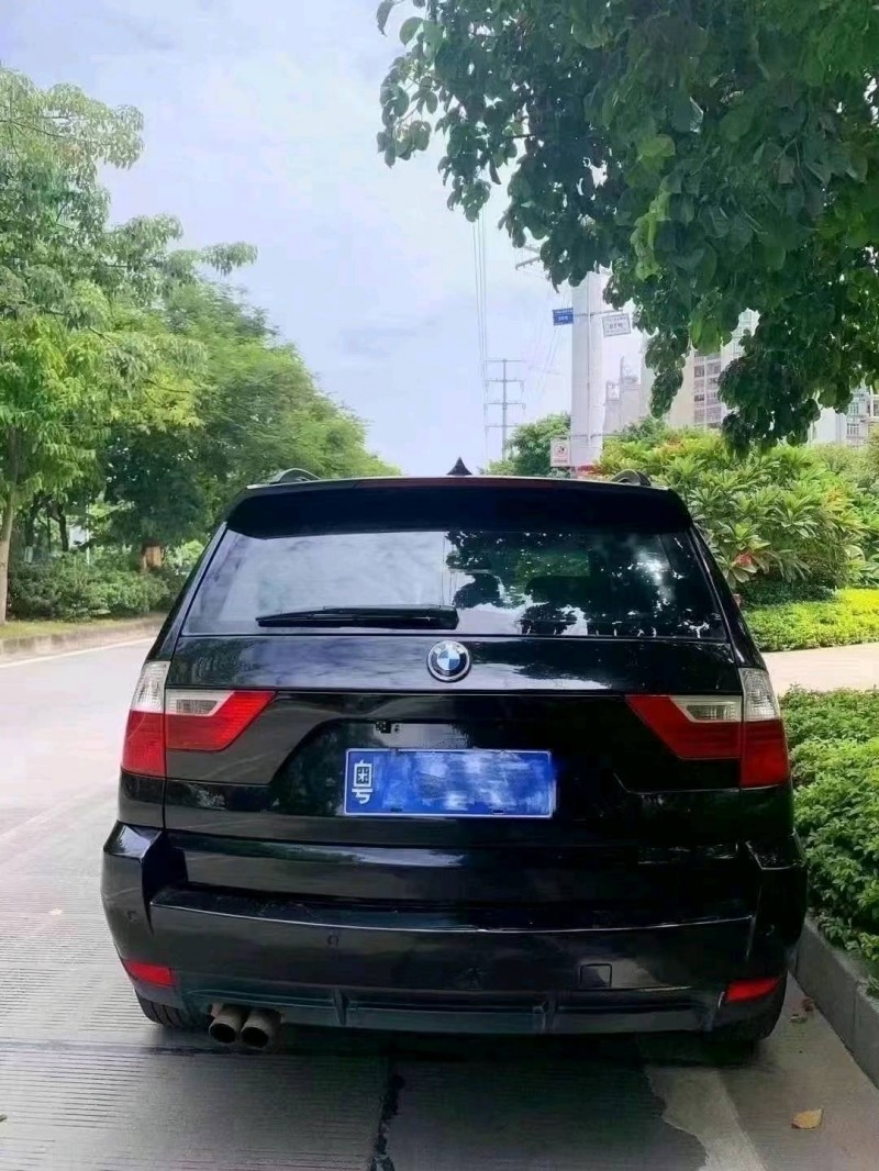 广州11年宝马X35