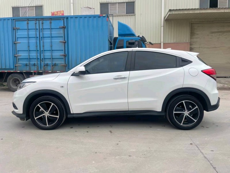 东莞22年本田缤智8