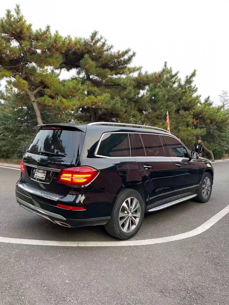青岛17年奔驰GLS3