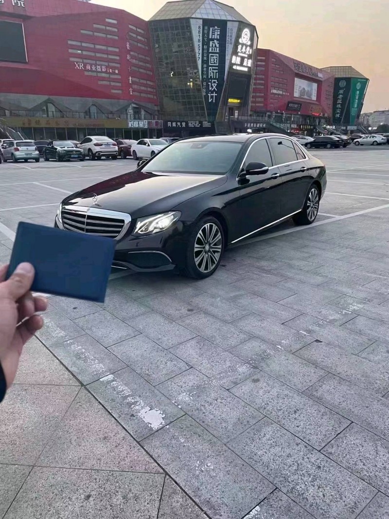 北京17年奔驰E6