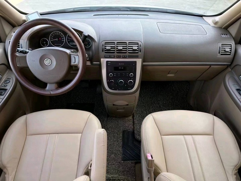 北京14年别克GL82