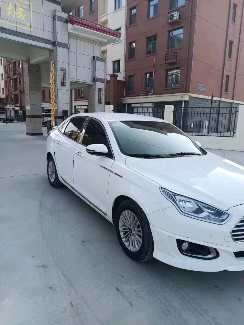 邯郸17年福特福睿斯8