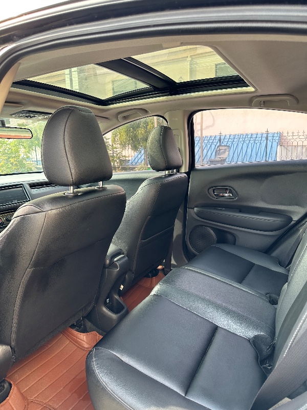 烟台16年本田缤智8