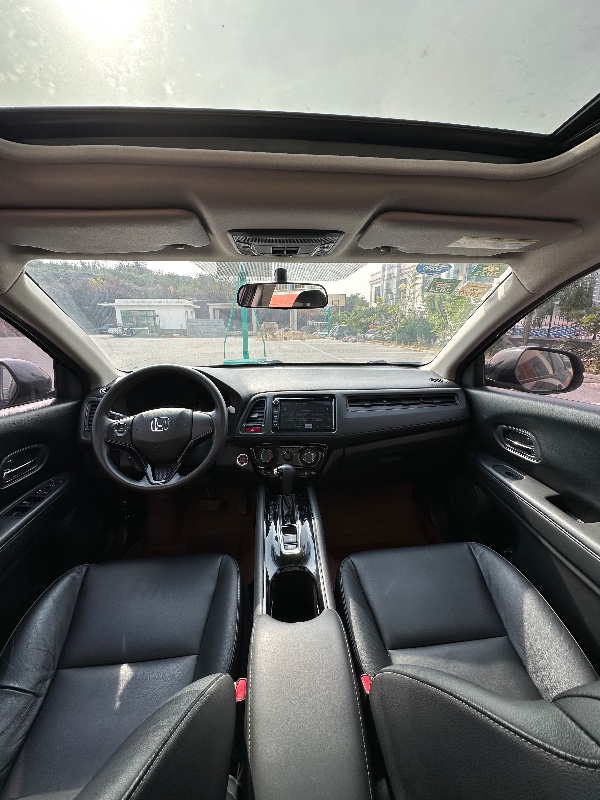 烟台16年本田缤智7