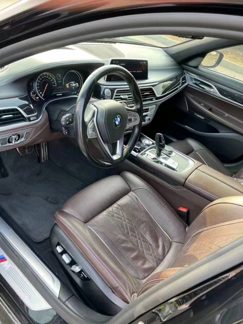 北京18年宝马7系2