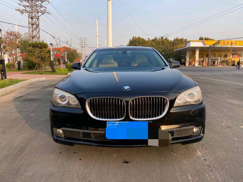 保定10年宝马7系1