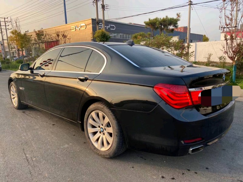 保定10年宝马7系3