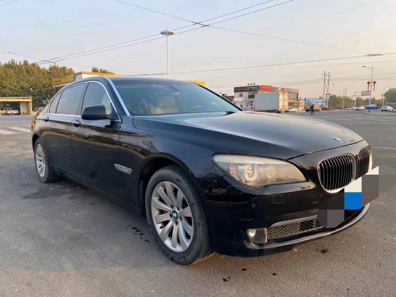 保定10年宝马7系5