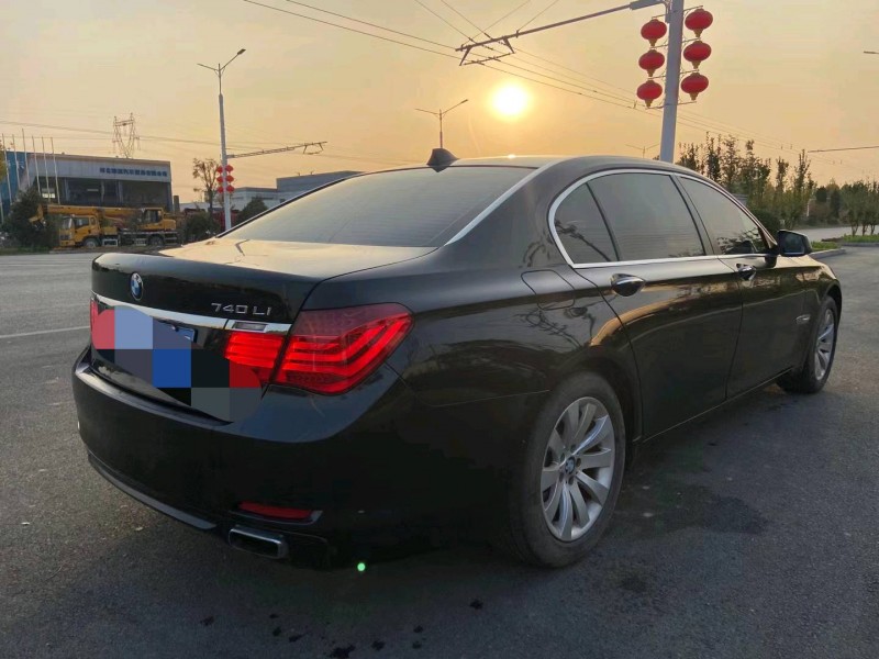 保定10年宝马7系4