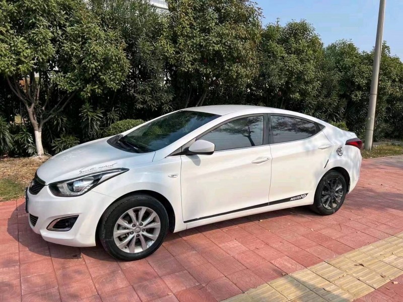 淮南17年现代朗动7