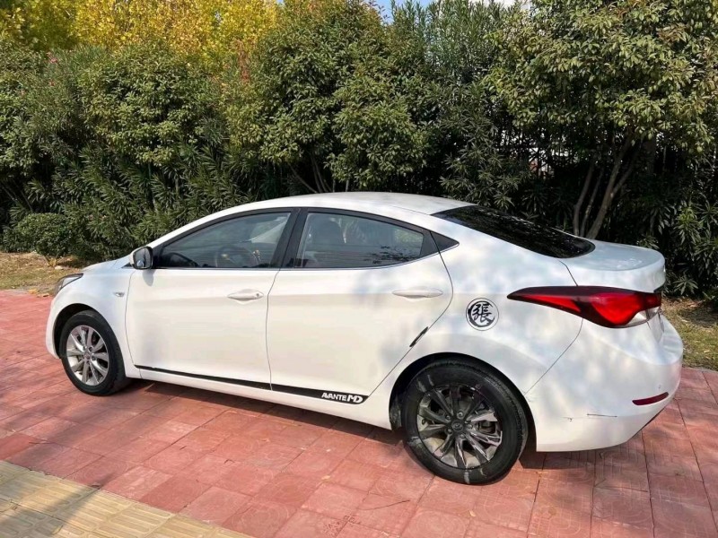 淮南17年现代朗动3