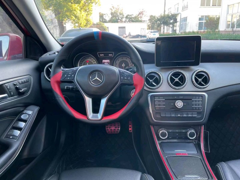 徐州16年奔驰GLA4