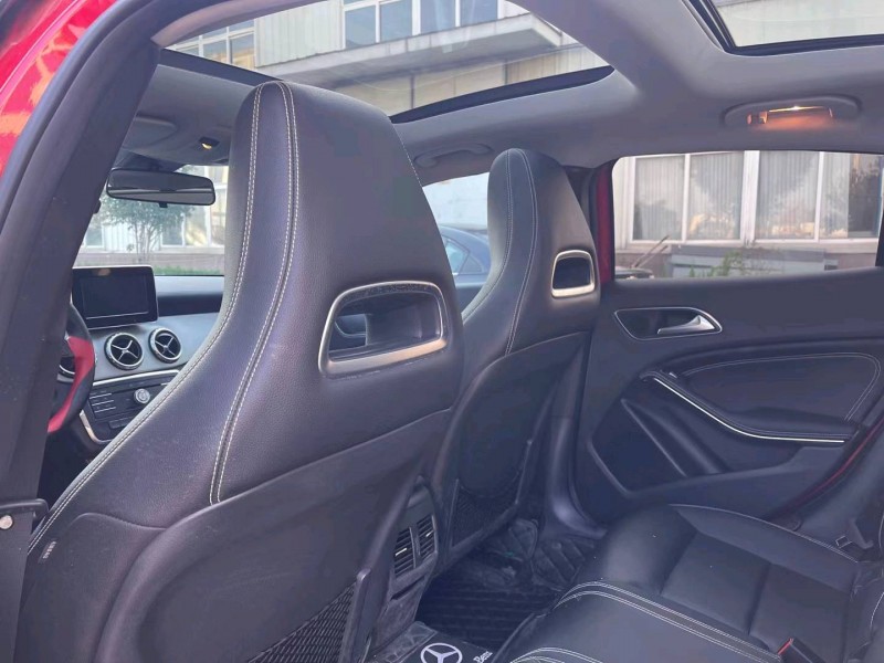 徐州16年奔驰GLA5