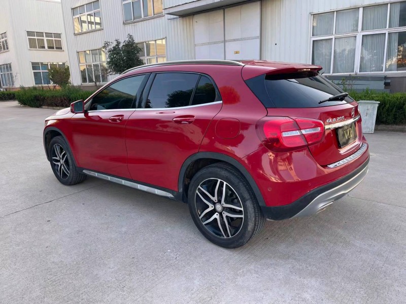 徐州16年奔驰GLA8