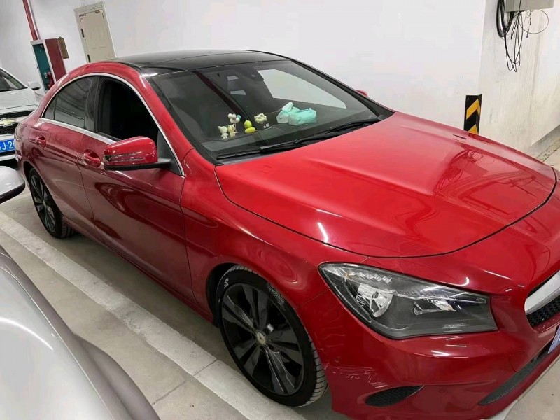 杭州17年奔驰GLA2