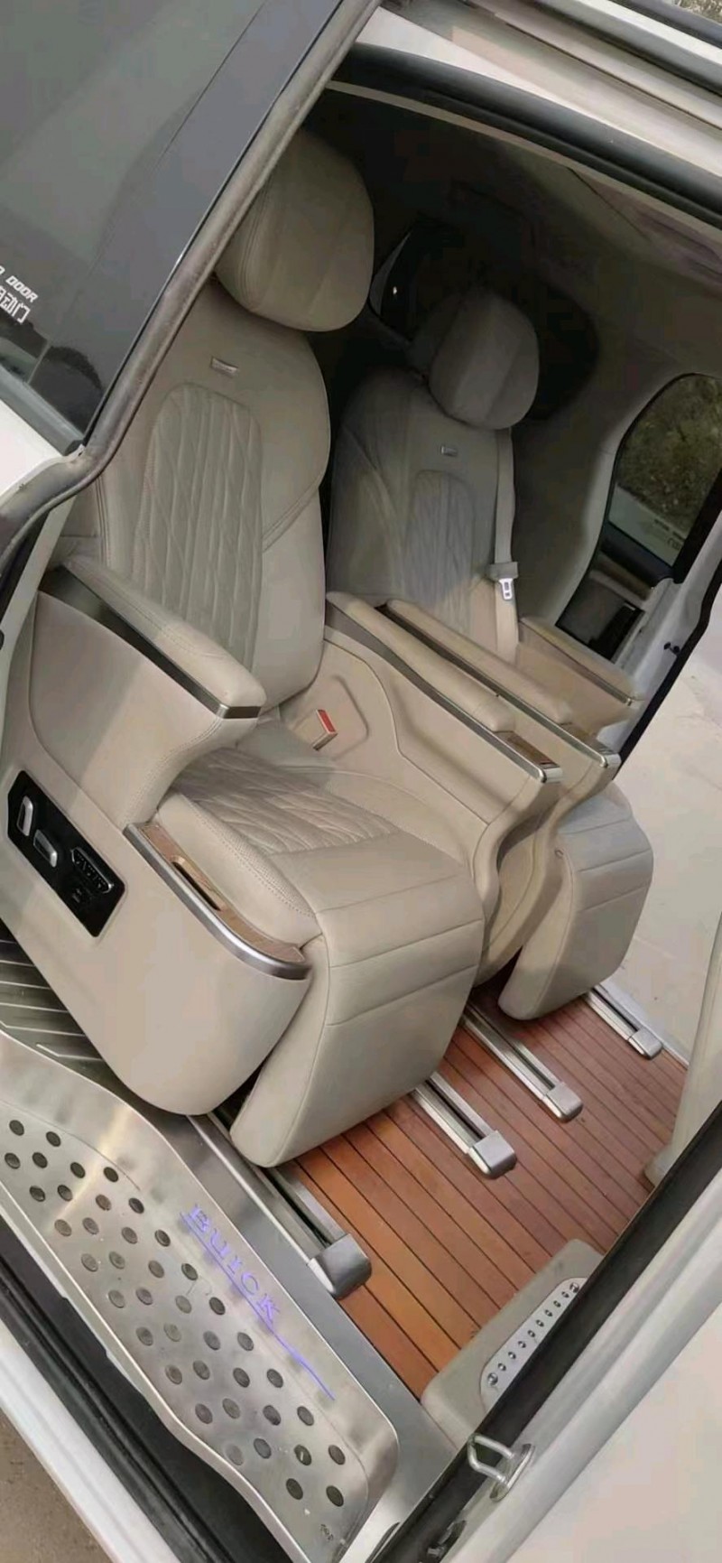 邯郸19年别克GL84