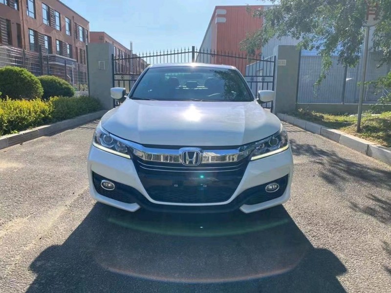 沈阳16年本田雅阁1