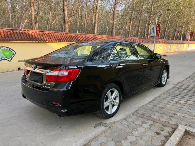 廊坊13年丰田凯美瑞4