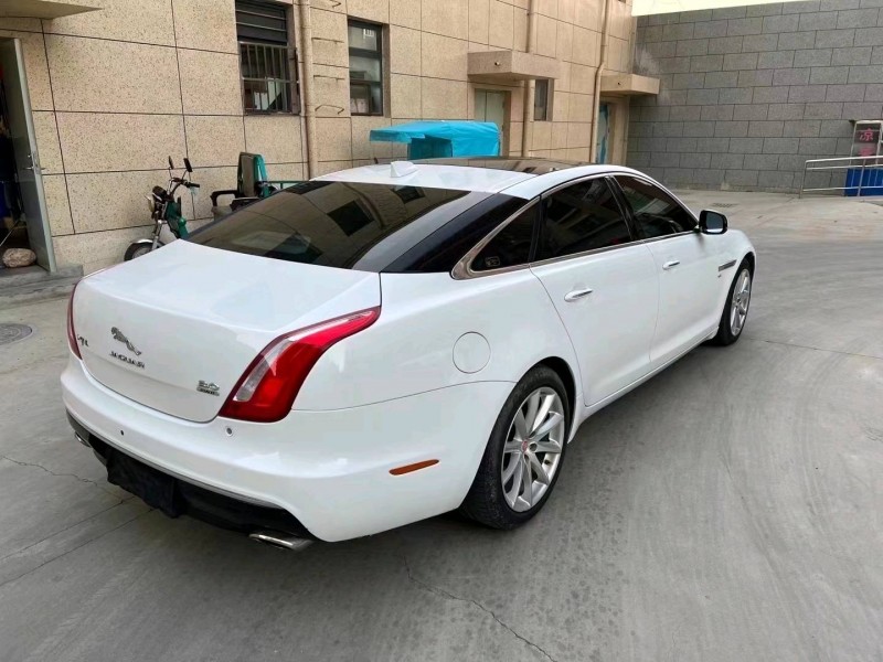 保定16年捷豹XJL8