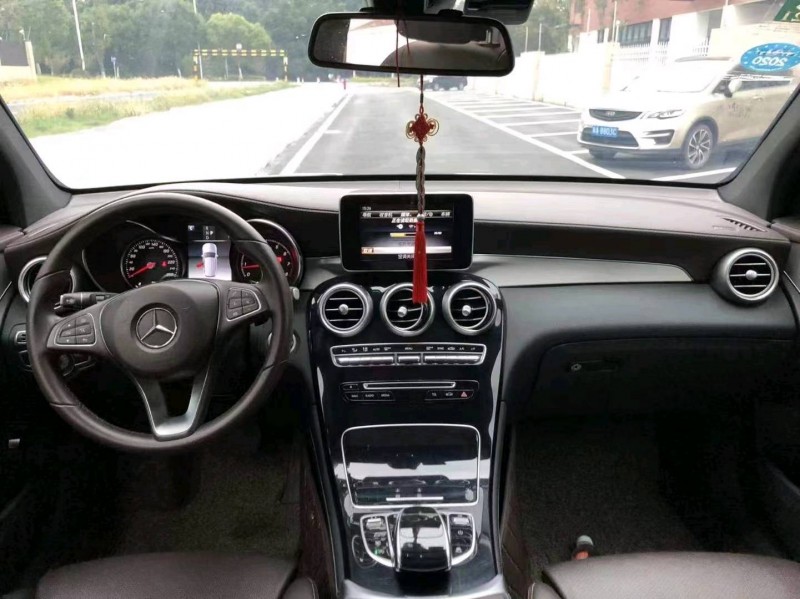 徐州19年奔驰GLC5