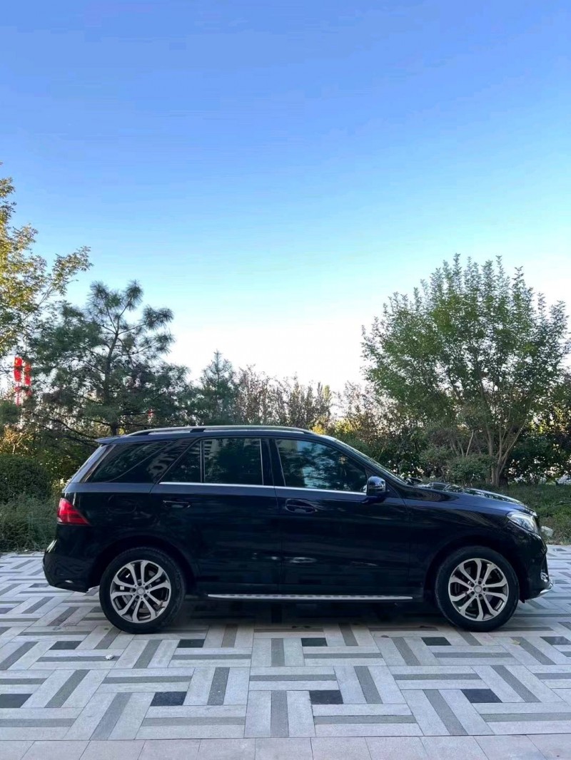 保定16年奔驰GLE8