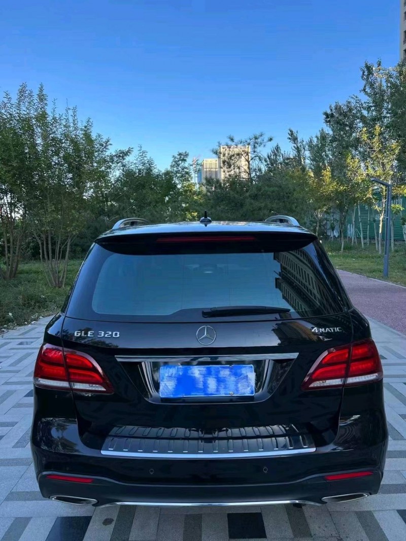 保定16年奔驰GLE9