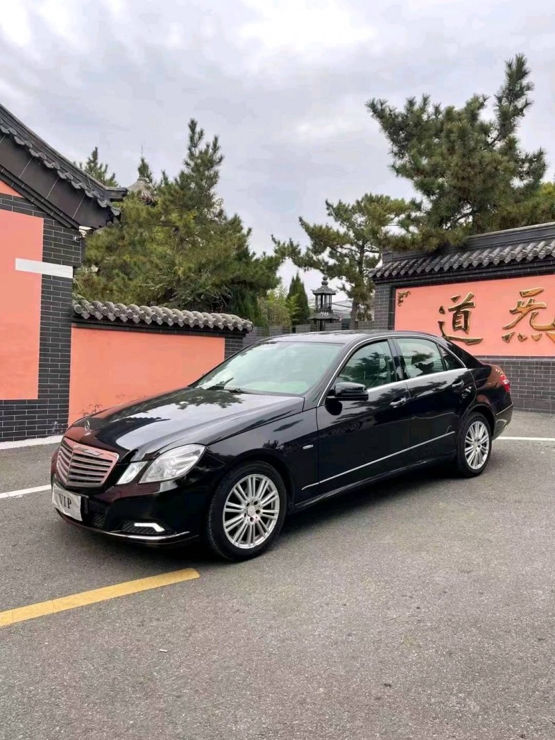 青岛10年奔驰E8