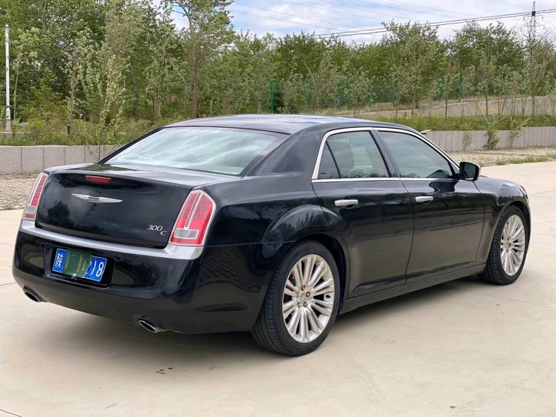 石家庄13年克莱斯勒300C8