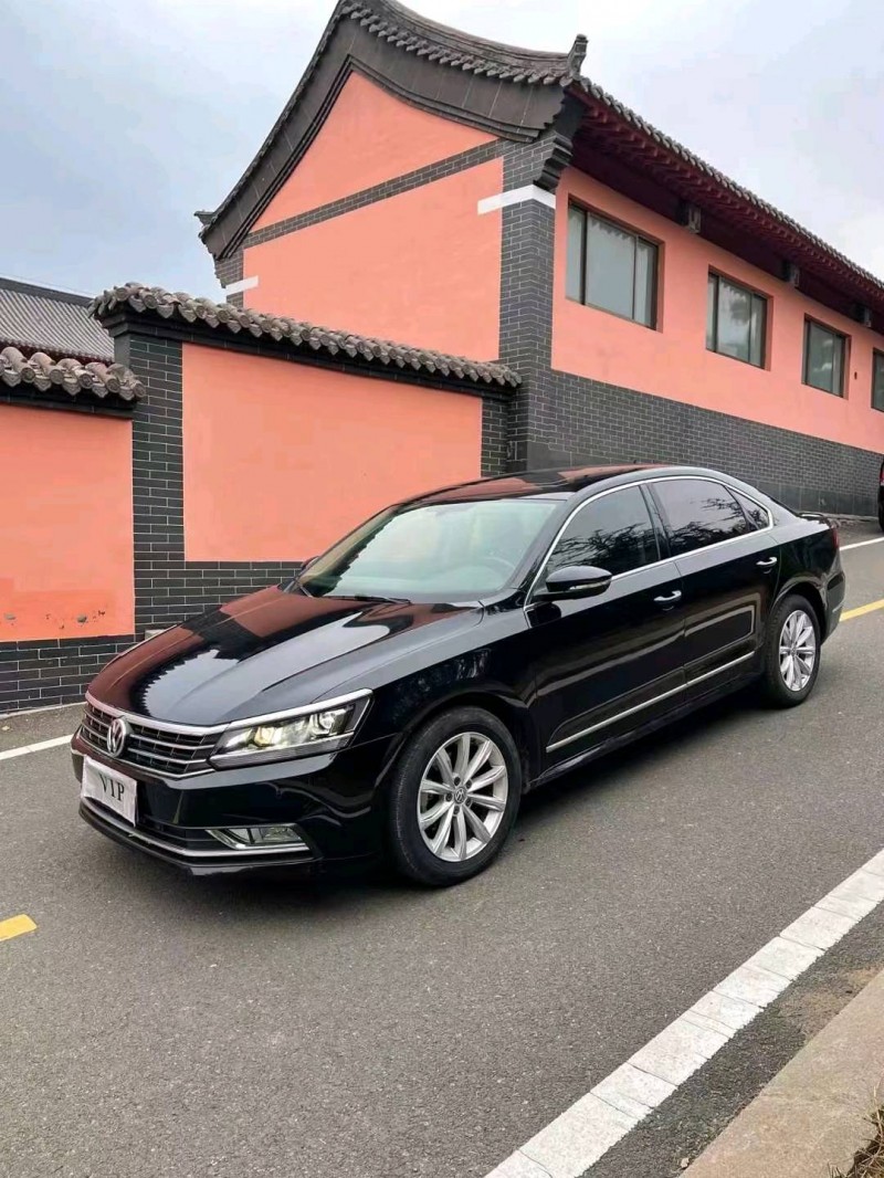 青岛18年大众帕萨特8