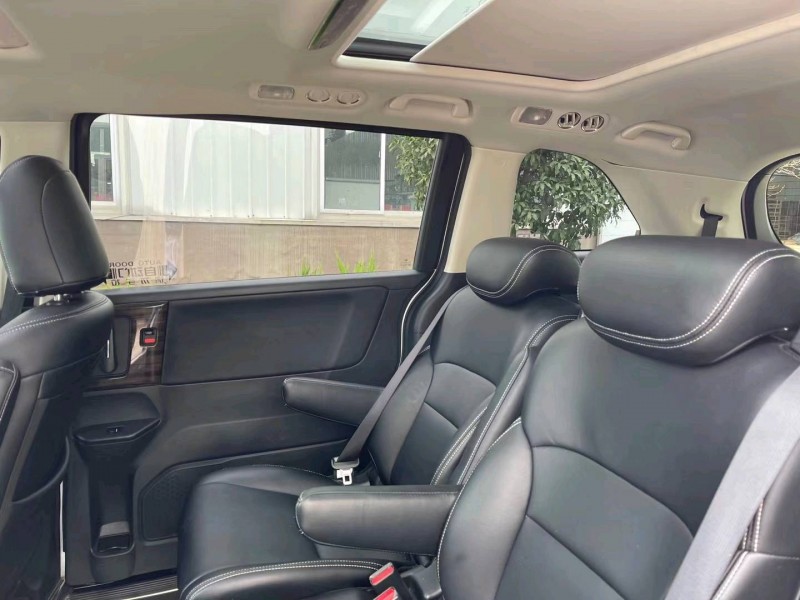 徐州18年本田艾力绅5