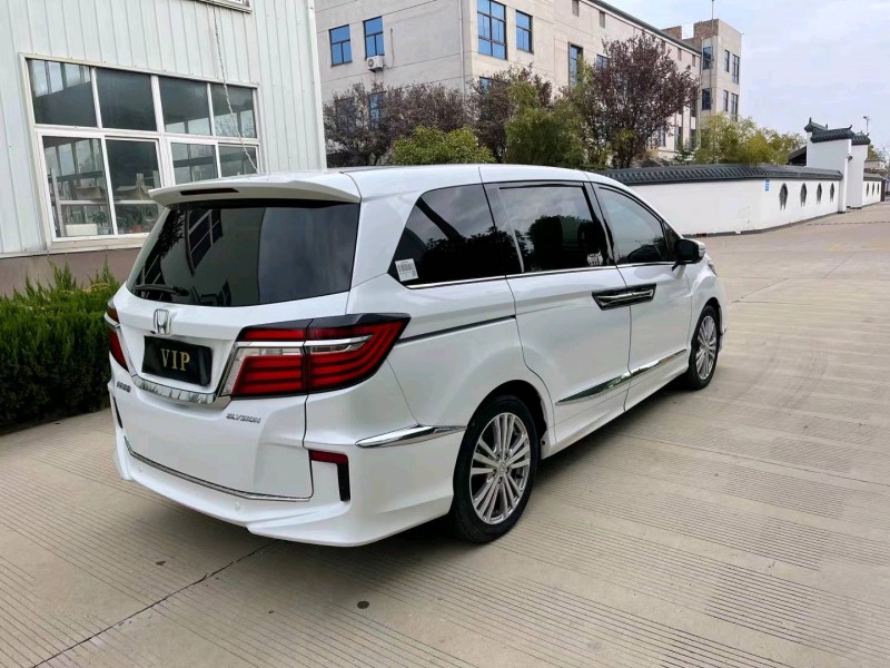 徐州18年本田艾力绅3