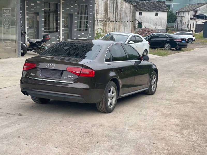 北京14年奥迪A4L7
