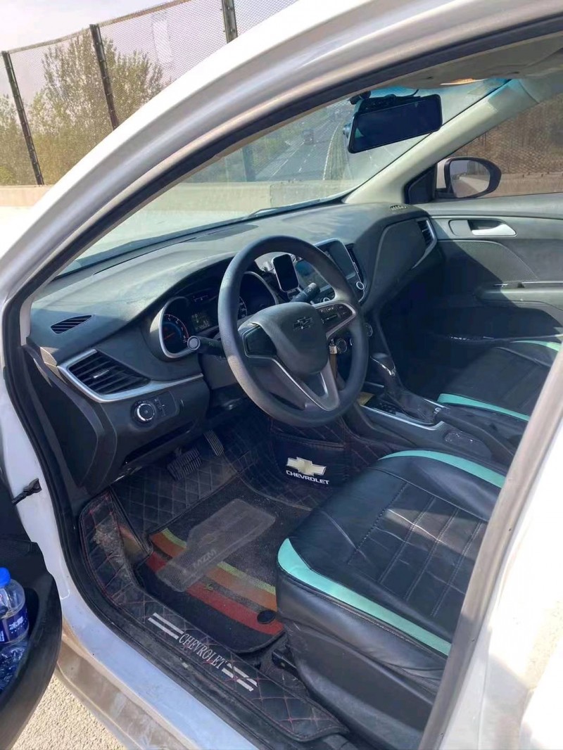 邯郸18年雪佛兰科沃兹8