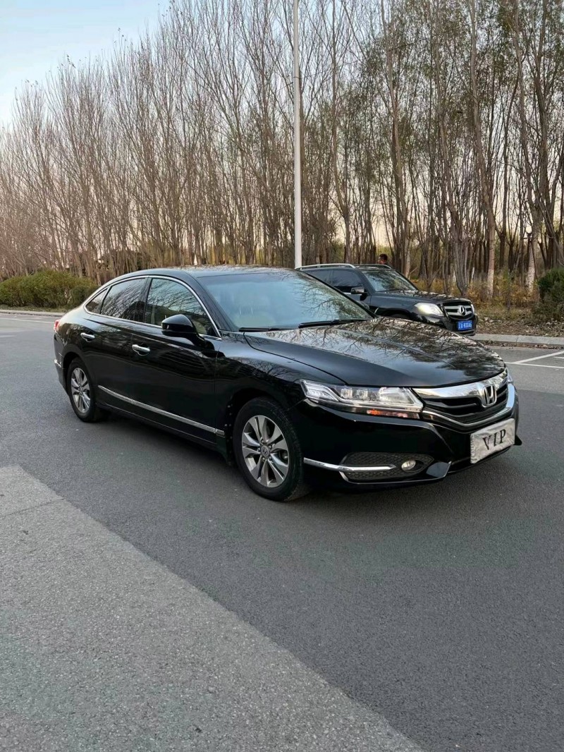 沈阳16年本田思铂睿2
