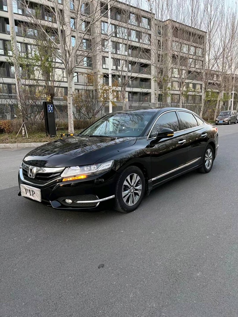沈阳16年本田思铂睿3