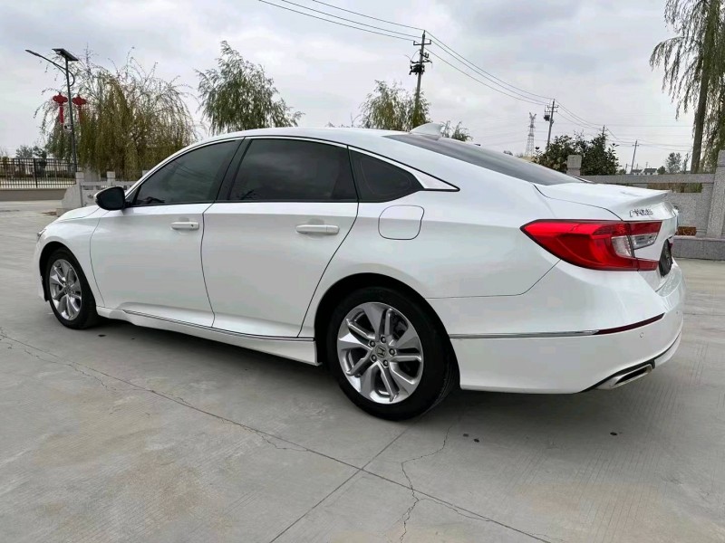 枣庄21年本田雅阁7