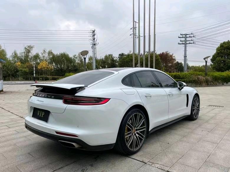 盐城19年保时捷帕拉梅拉8