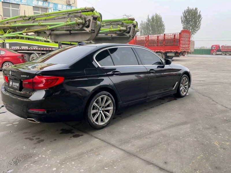 保定18年宝马5系4
