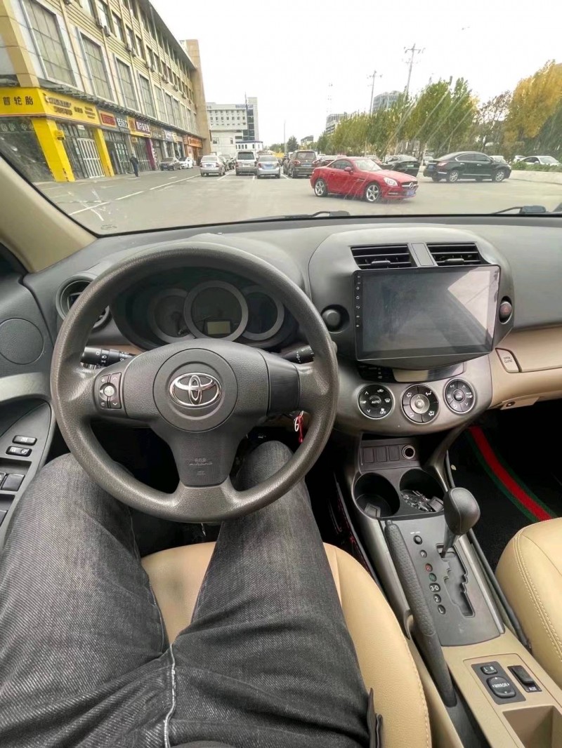 东营13年丰田RAV4荣放7