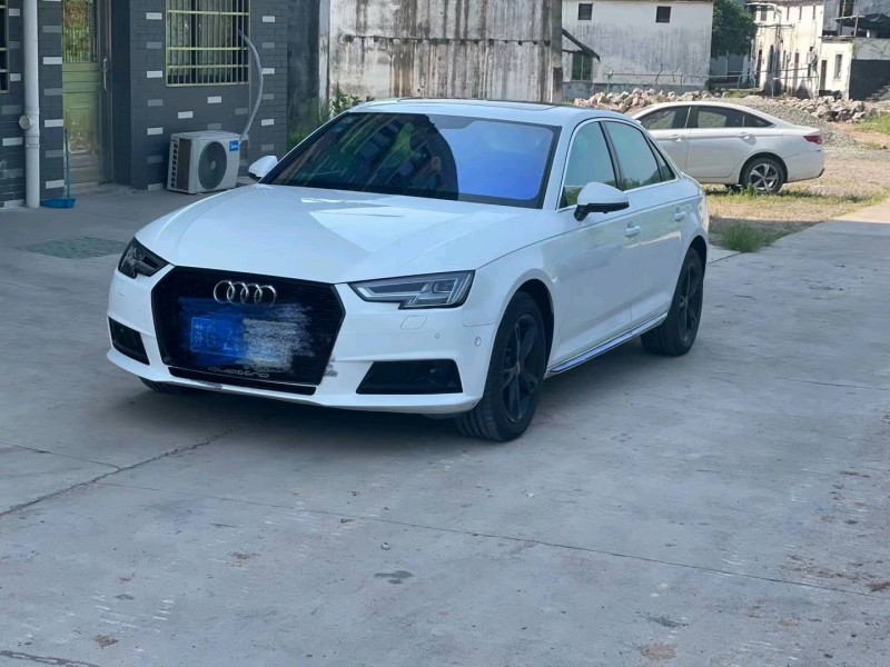 北京16年奥迪A4L1