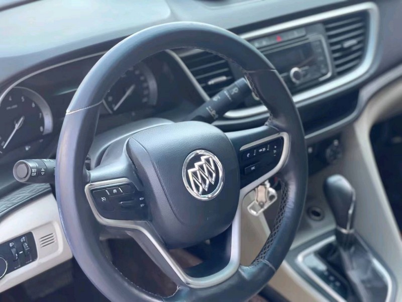 北京18年别克英朗3