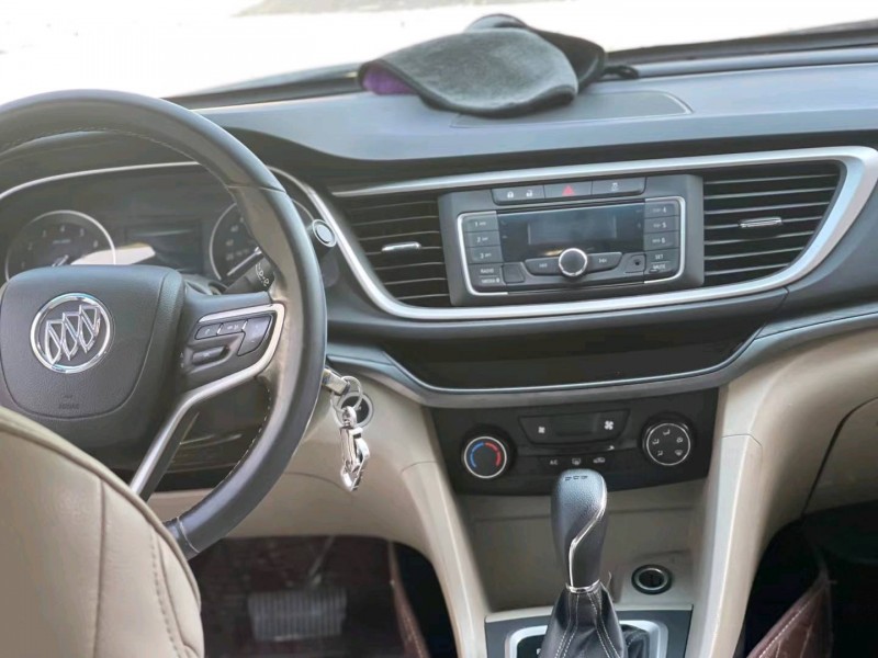 北京18年别克英朗2