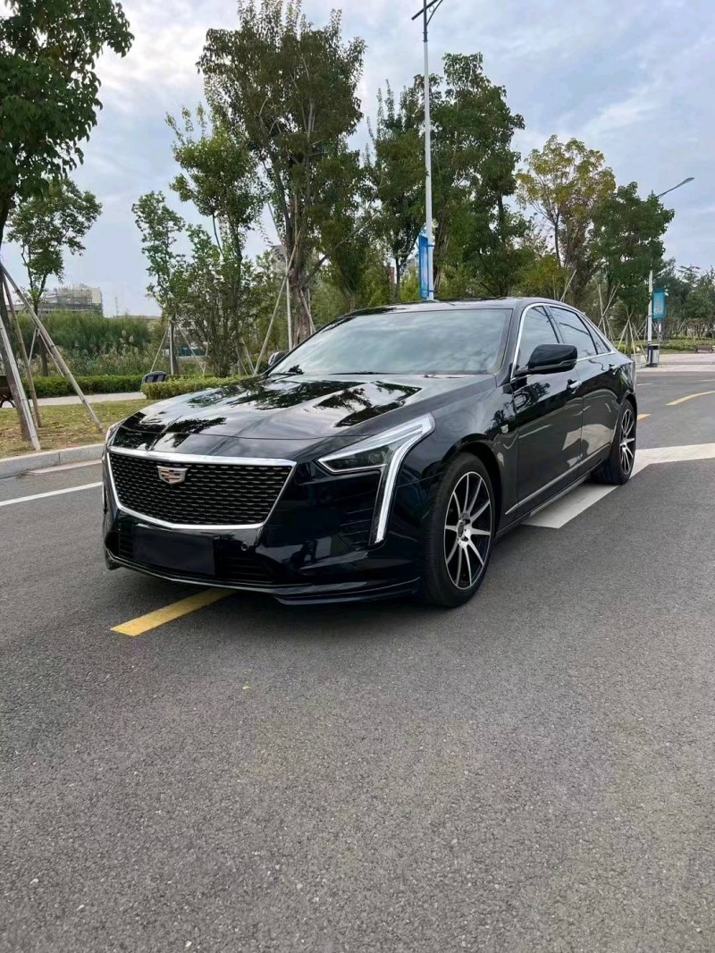 徐州20年凯迪拉克CT62