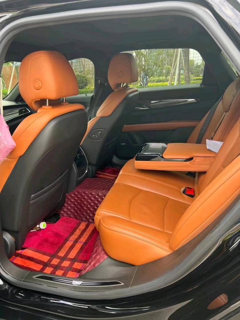 徐州20年凯迪拉克CT66