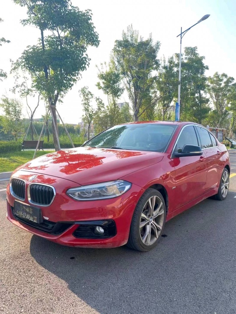 徐州17年宝马1系2