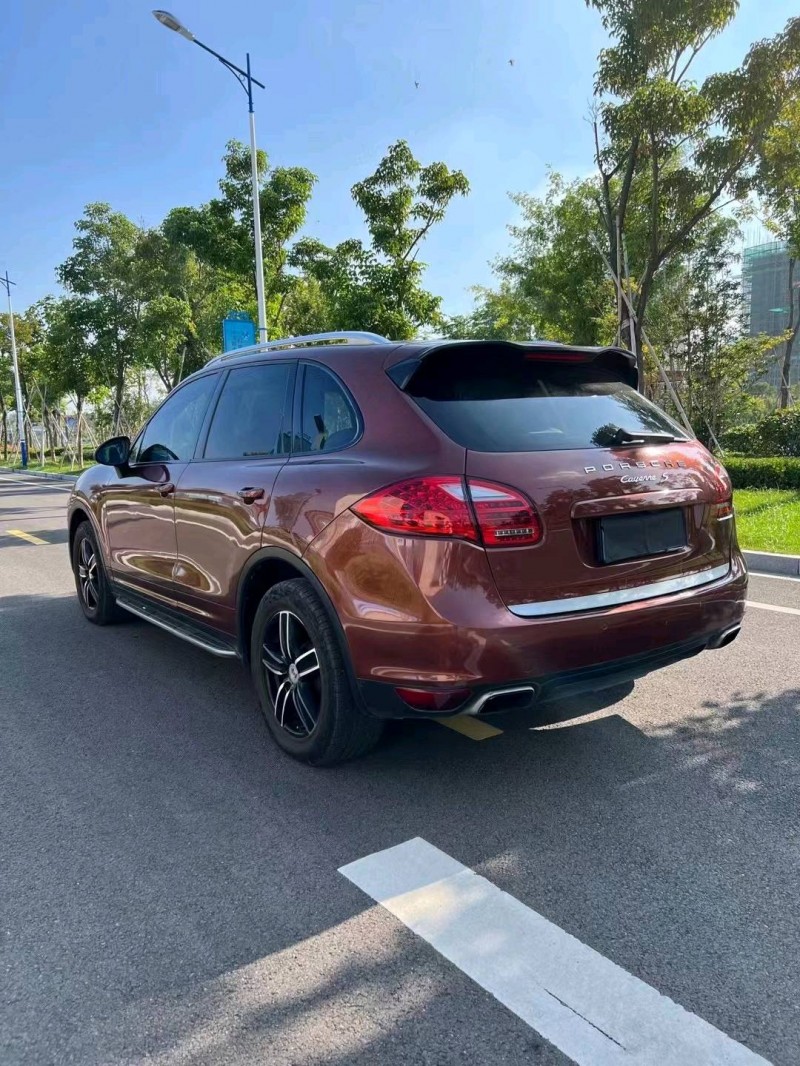 徐州11年保时捷卡宴5