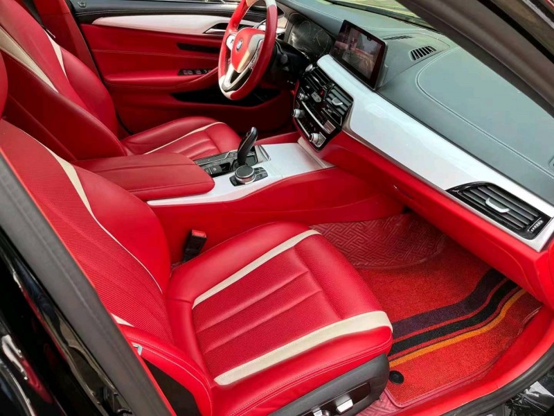 北京19年宝马5系4